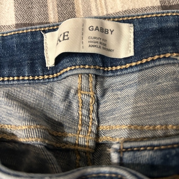 Hung dry, worn a couple times - Picture 2 of 3